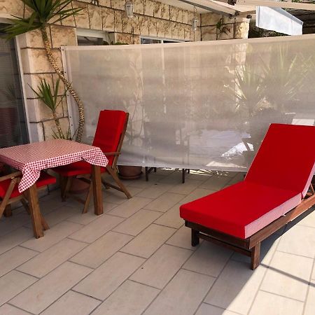Cozy New Flat For 2 Or 3 Apartment Hvar Town Exterior photo