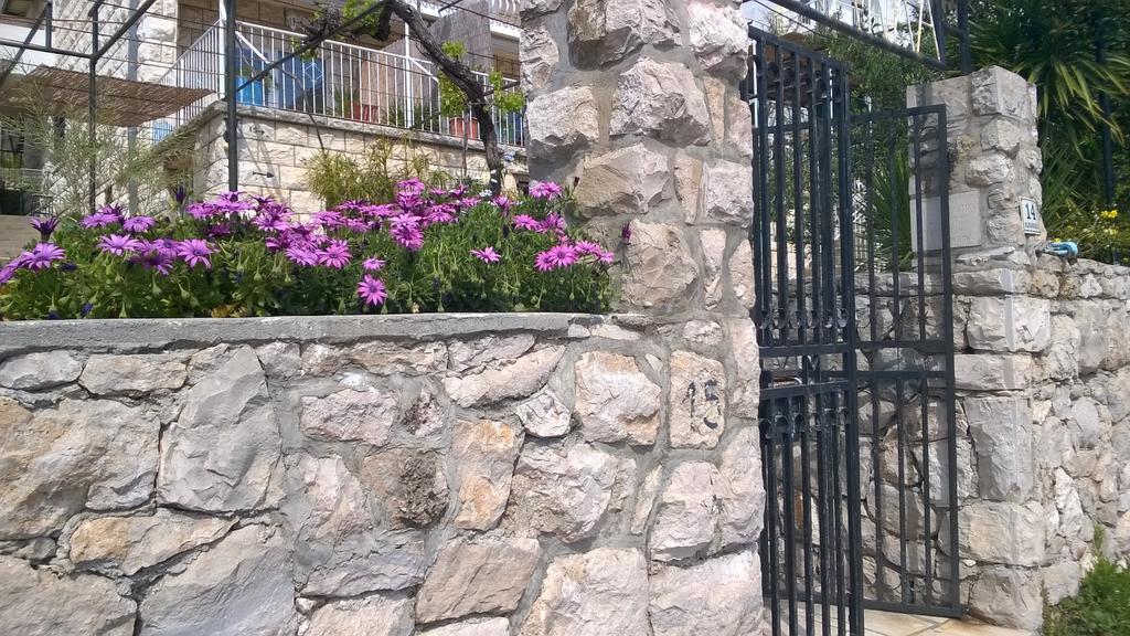 Cozy New Flat For 2 Or 3 Apartment Hvar Town Exterior photo